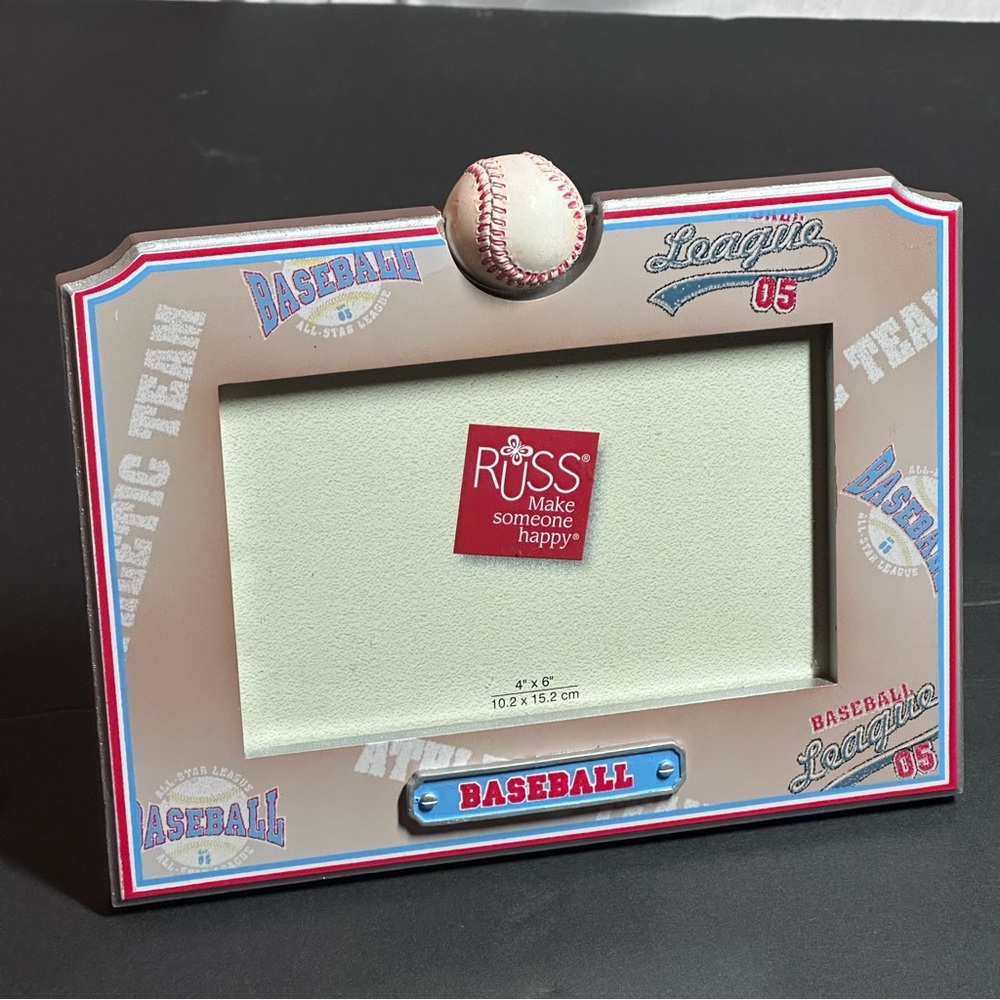 Russ Baseball Sports Photo Frame. Vintage. Moving ball. 4 x 6.